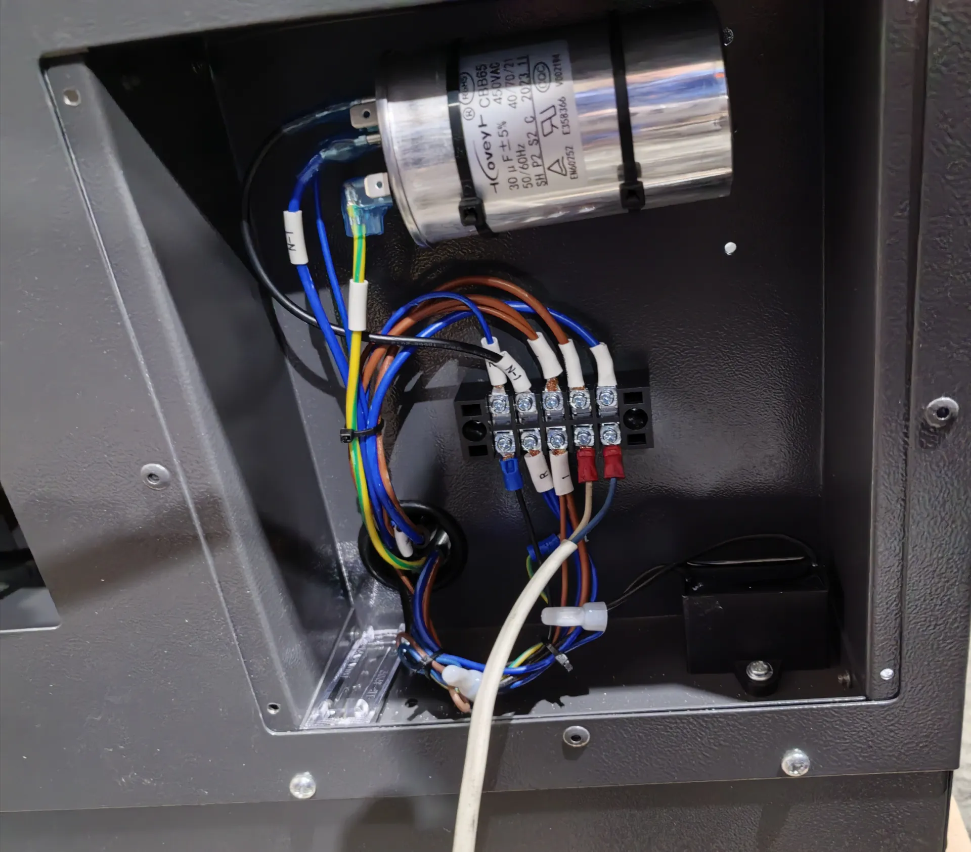 Винтовой компрессор IRONMAC IC 10/8 DIGI DF 500L