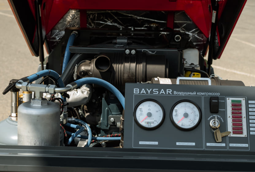 Дизельный компрессор BAYSAR DS185-7 на шасси