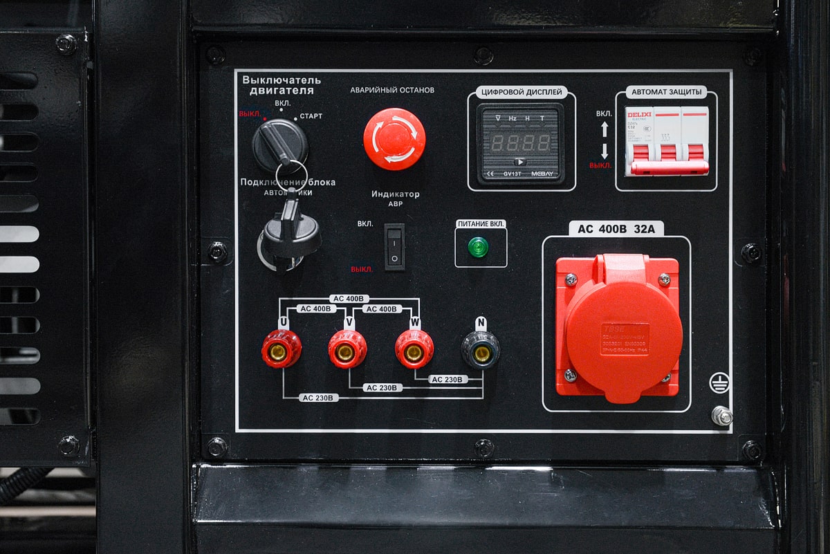 Бензиновый генератор TSS SGG 18000EH3A