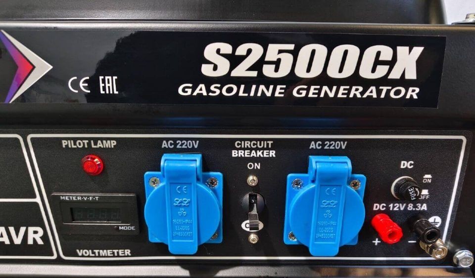 Бензиновый генератор Zammer S2500CX