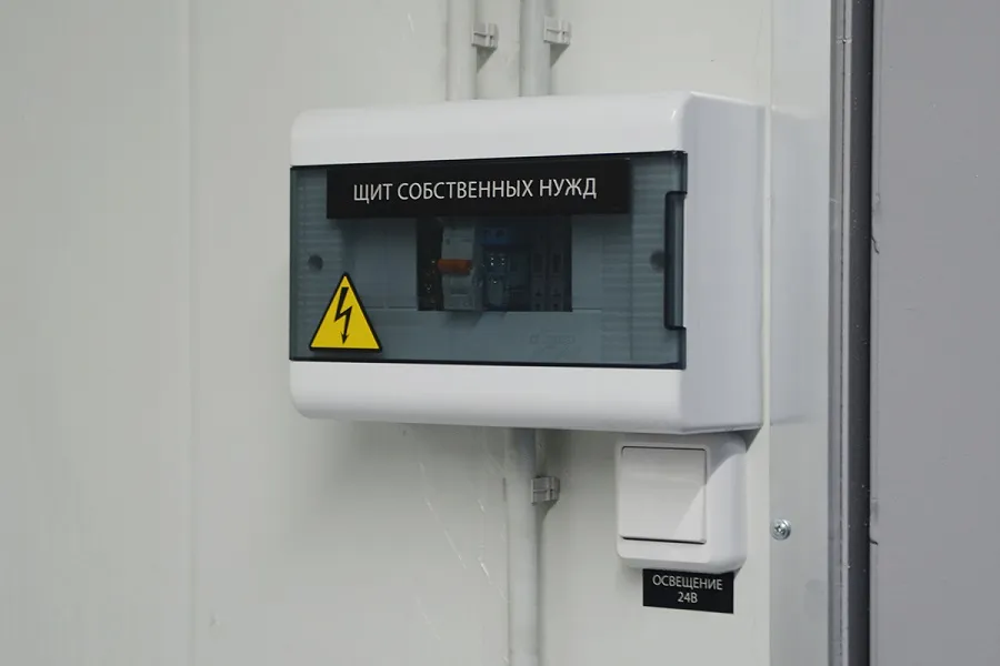 Дизельный генератор Cummins C500D5e в контейнере