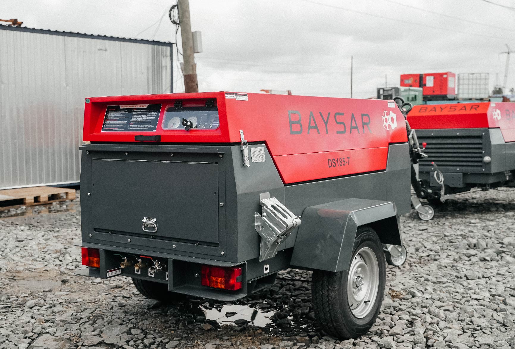 Дизельный компрессор BAYSAR DS185-7 на шасси
