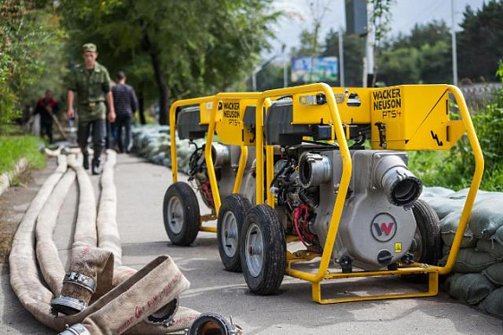 Техника Wacker Neuson принимает активное участие по устранению паводка на Дальнем Востоке - 04.09.2013. �2